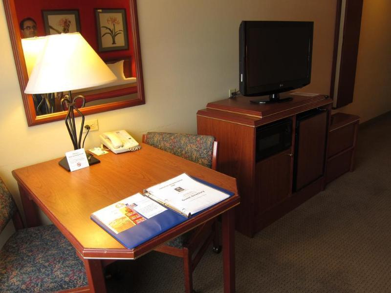 Ramada By Wyndham Downtown Spokane Buitenkant foto