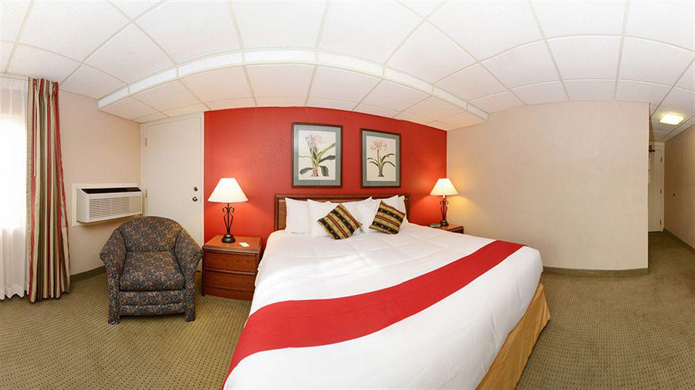 Ramada By Wyndham Downtown Spokane Buitenkant foto